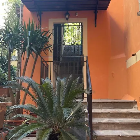 House Near Park And Sea דירה ג'נובה